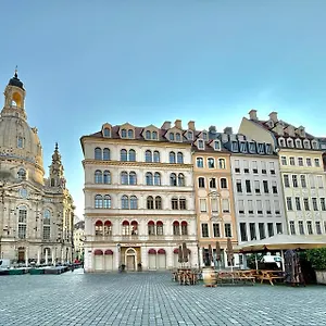 Neumarkt Apart-hotel